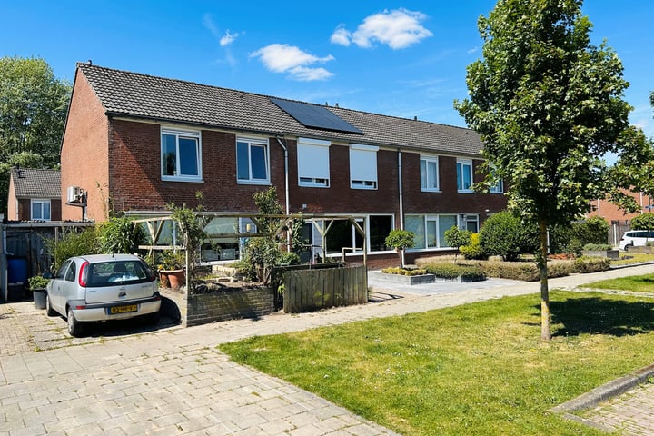 Graafschap Hornelaan 24 in Budel foto