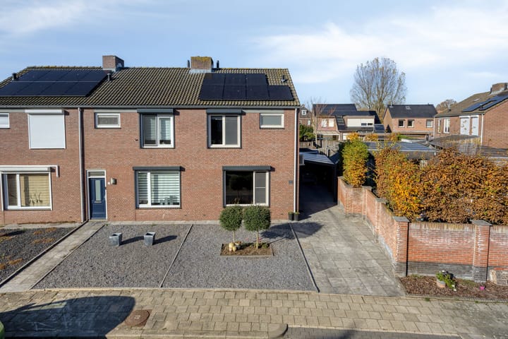 Graafschap Hornestraat 14 in Kelpen-Oler foto