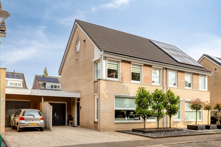 Graanakker 28 in Heesch foto