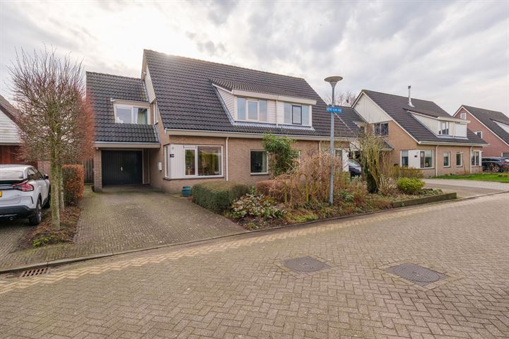 Grasbeemd 34 in Assen foto