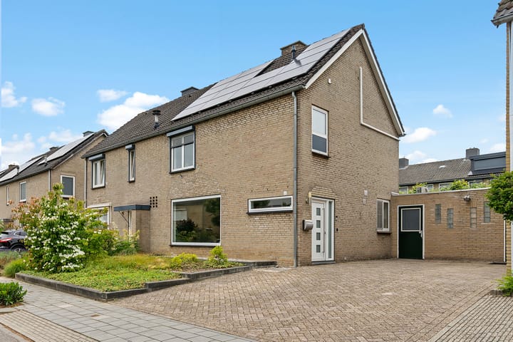 Grasbroekstraat 6 in Limbricht foto