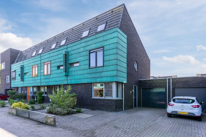 Graslelie 60 in Eindhoven foto