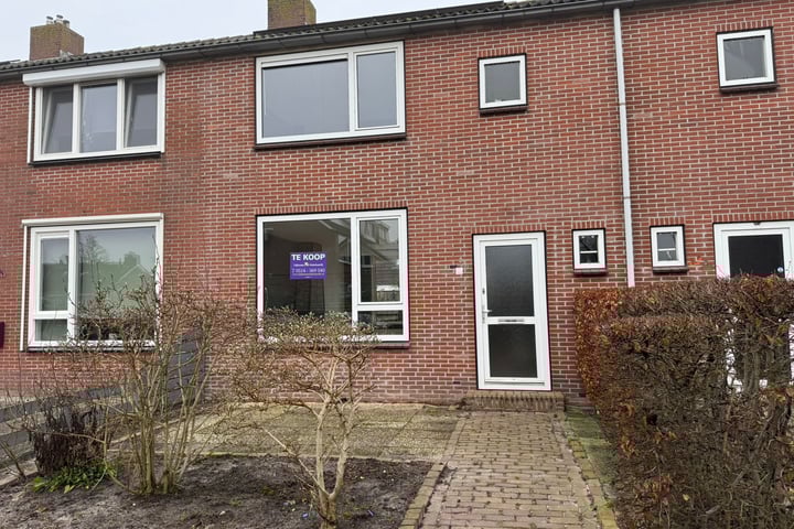 Grietman Roordastraat 20 in Oosterzee foto