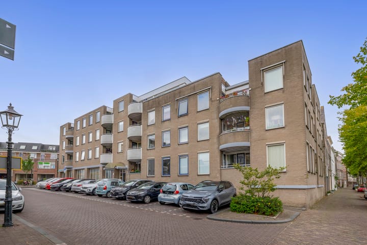 Griffioenstraat 42 in Schiedam foto