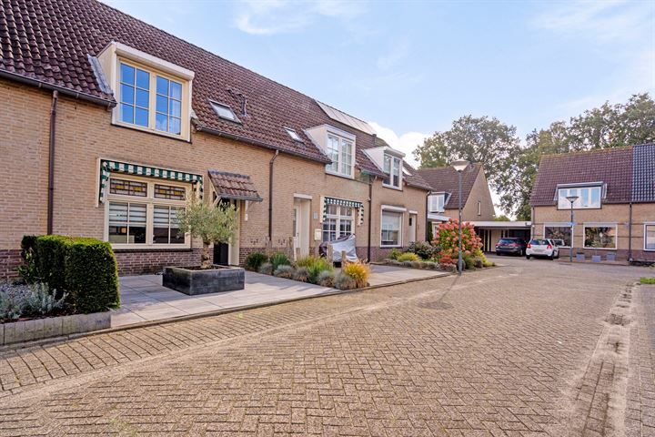 Griftstraat 93 in Helmond foto