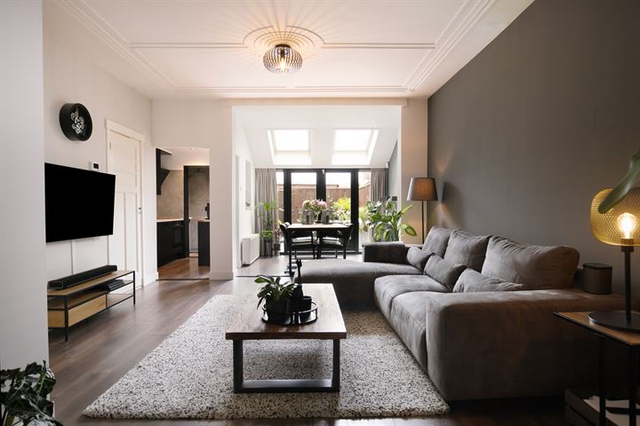 Groen van Prinstererstraat 128 in Vlaardingen foto