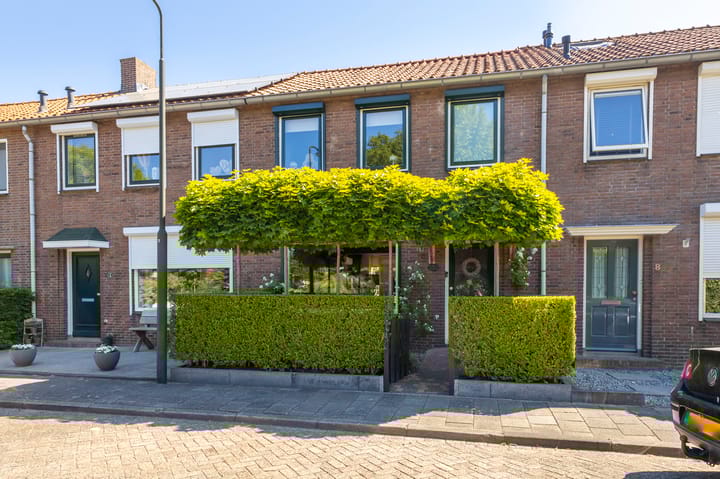 Groen van Prinstererstraat 6 in Hardinxveld-Giessendam foto