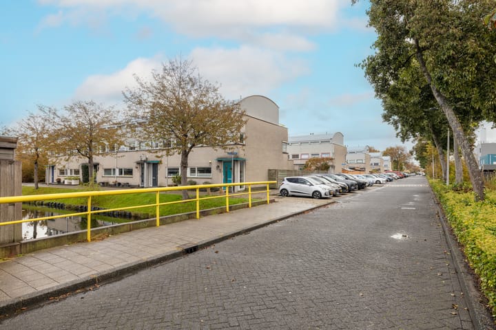 Groenelaan 132 in Honselersdijk foto