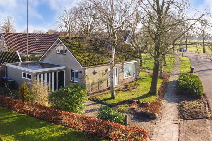 Groenendal 6 in Sint Nicolaasga foto