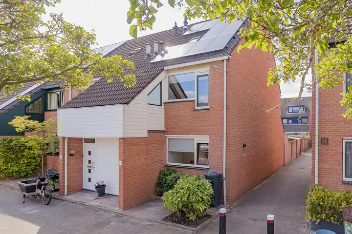Groenestein 17 in Alphen aan den Rijn foto