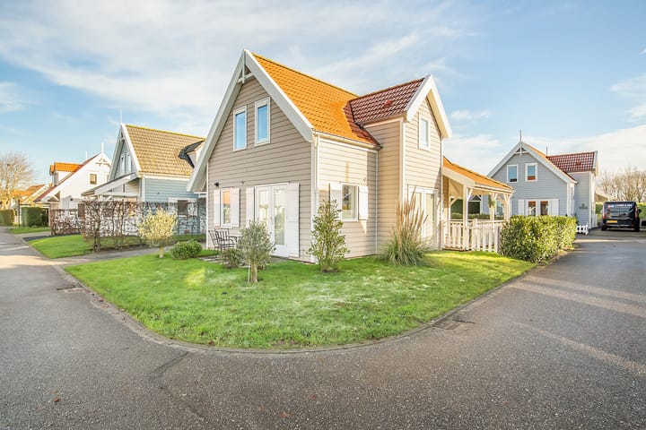 Groeneweg 1-0133 in Bruinisse foto