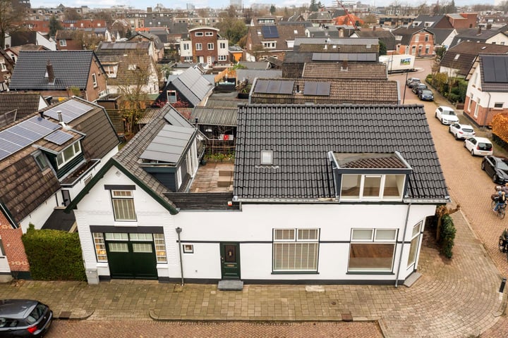 Groeneweg 2 in Apeldoorn foto