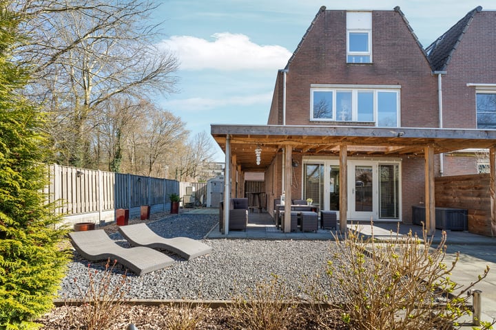 Groenhof 48 in Almere foto