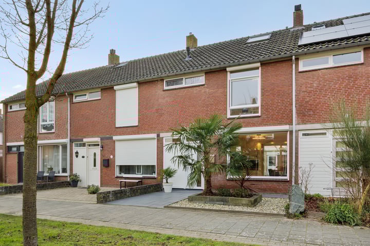 Groenlingstraat 5 in Helmond foto