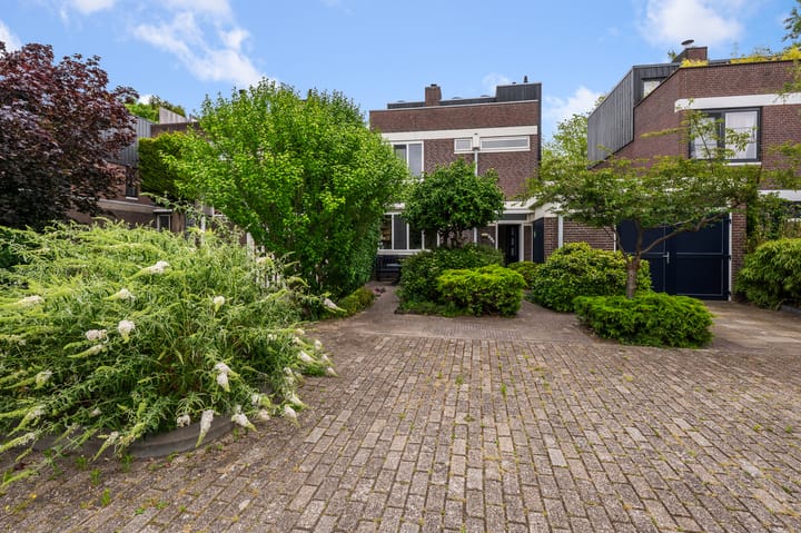 Groenoord 384 in Alphen aan den Rijn foto