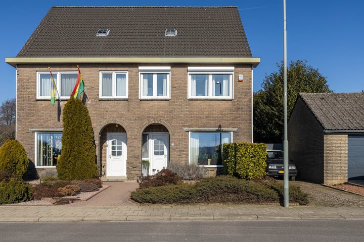 Groenstraat 28 in Born foto