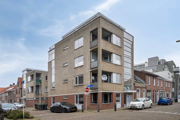 Groeseindstraat 71d in Tilburg foto