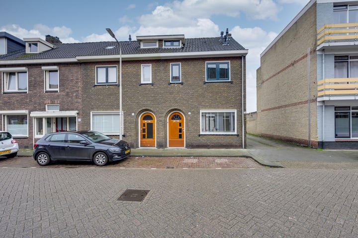 Groeseindstraat 96 in Tilburg foto