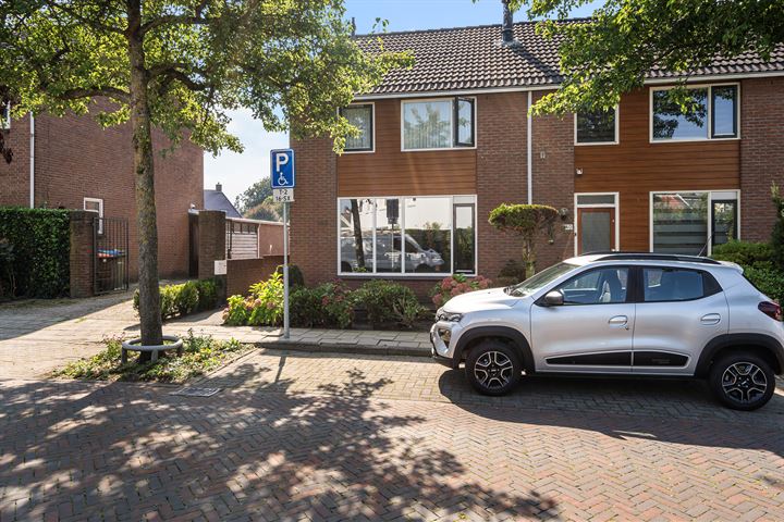 Gronausevoetpad 142 in Enschede foto