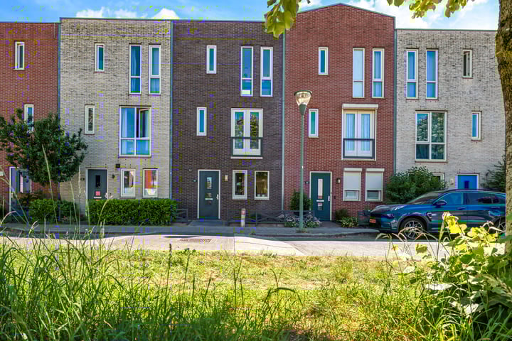 Groot-Brittanniëstraat 90 in Lent foto