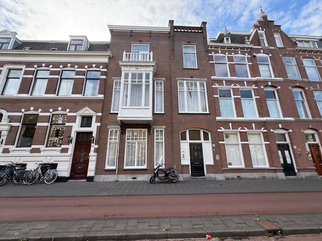 Groot Hertoginnelaan 126B in 's-Gravenhage