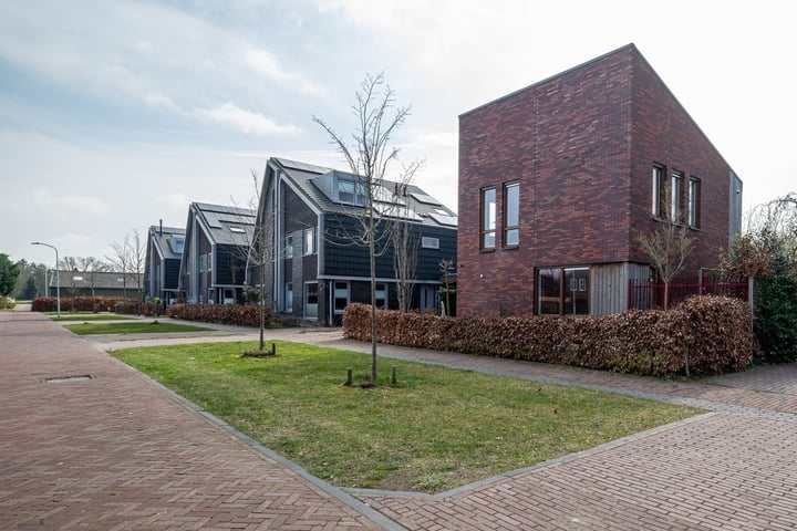 Groote Veen 71 in Eelde foto