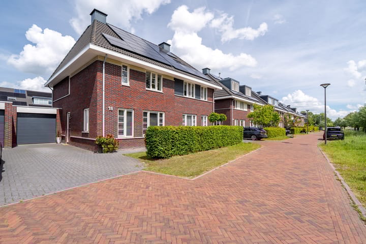 Grootslaan 18 in Haren Gn foto