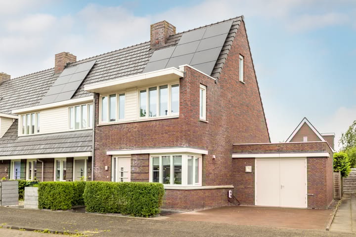 Grote Bogerd 23 in Teteringen foto