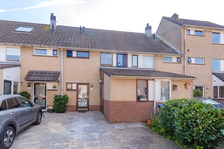 Grote Boterbloem 65 in Velserbroek foto