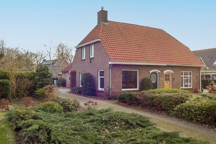 Grote Brink 14 in Rolde