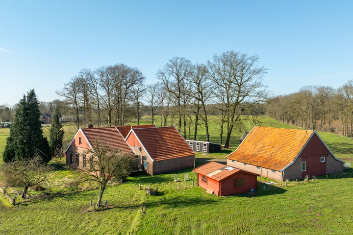 Grote Heldersweg 8 in Winterswijk Huppel foto