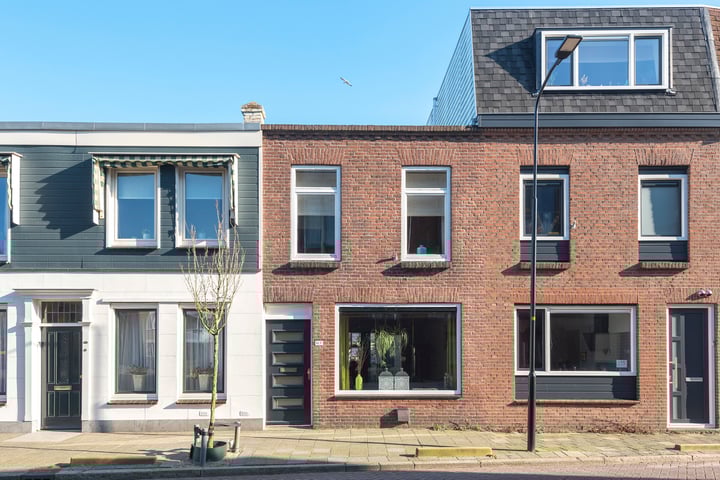Grote Houtweg 117 in Beverwijk foto