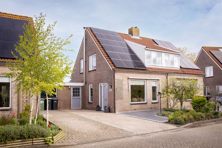Grote Krogt 10 in Hippolytushoef foto