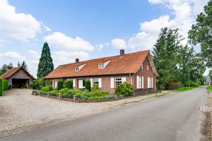 Grote Laak 1b in Roggel foto