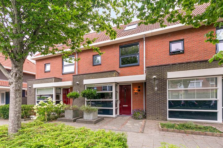 Groteblok 33 in Tuitjenhorn foto