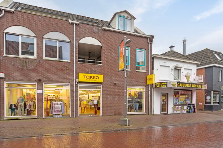 Grotestraat 105b in Goor foto