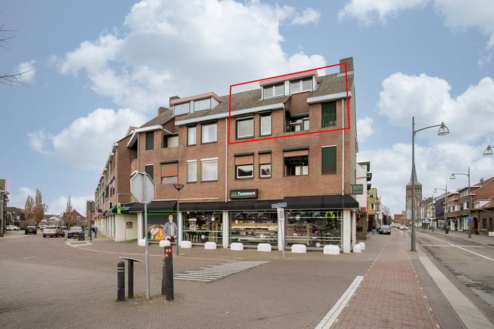 Grotestraat 124 in Tegelen foto