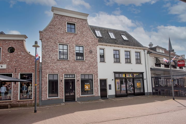 Grotestraat 179d in Borne