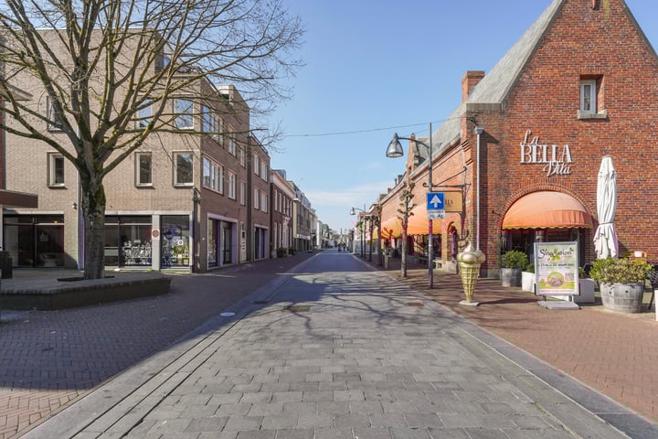 Grotestraat 208e in Waalwijk