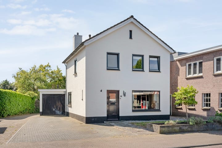 Grotestraat 31 in Den Ham foto