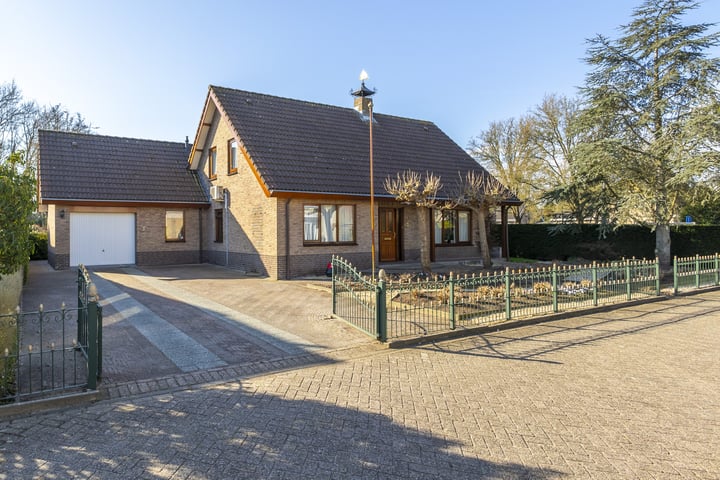 Grutto 12 in Hardinxveld-Giessendam foto