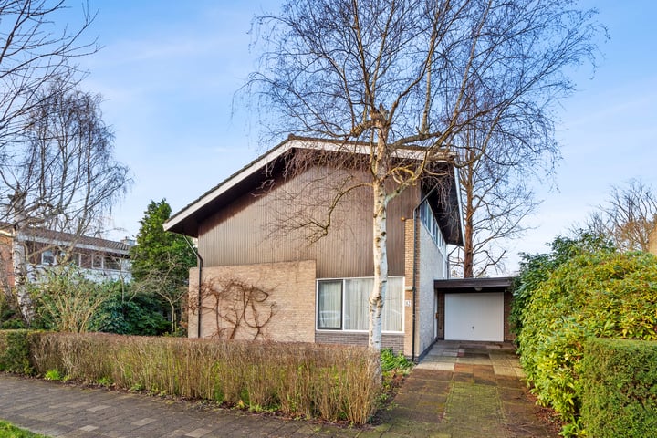 Gruttolaan 12 in Leidschendam foto