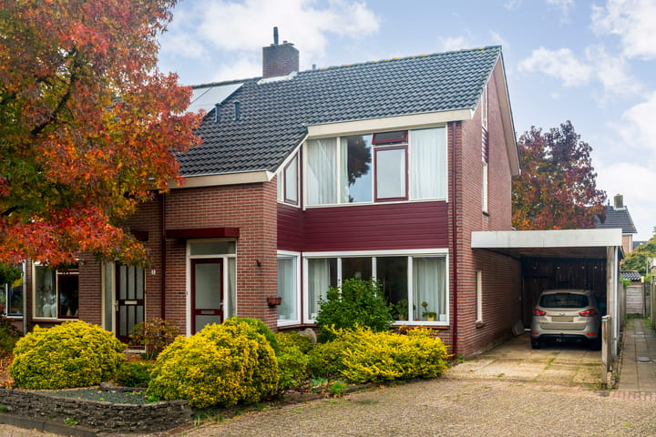Gruttostraat 1 in Ommen foto
