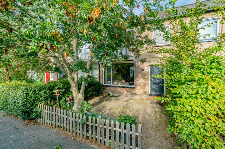 Guido Gezellelaan 8 in Uithoorn foto