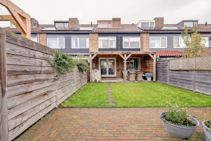 Guldenweg 69 in Hendrik-Ido-Ambacht