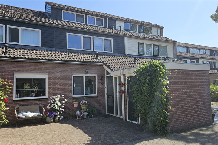 Guurtjesmarken 16 in Assendelft foto