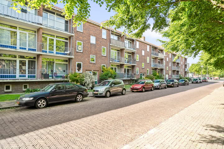 H.A. Lorentzstraat 44 in Den Helder foto