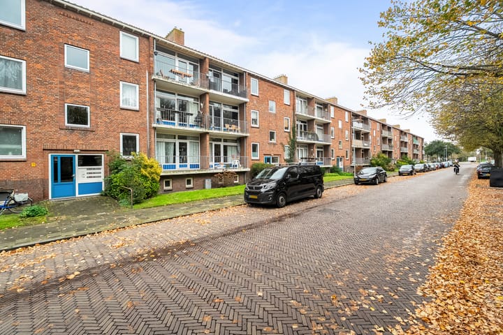 H.A. Lorentzstraat 74 in Den Helder foto