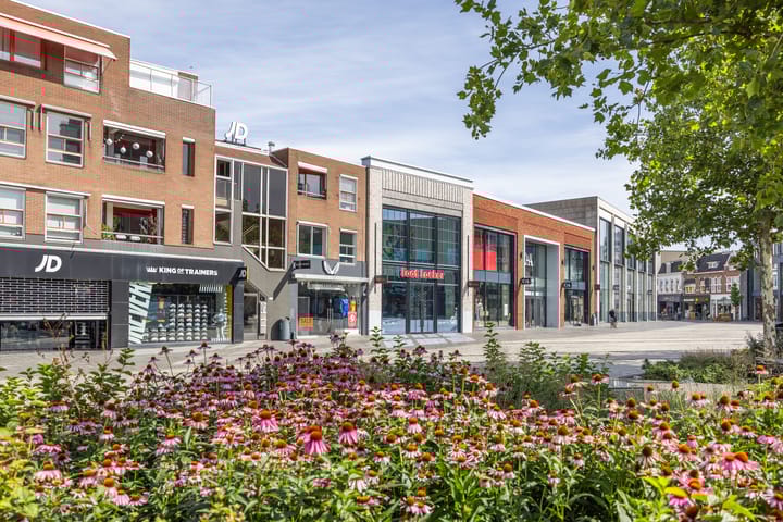 H.J. van Heekplein 53C in Enschede foto