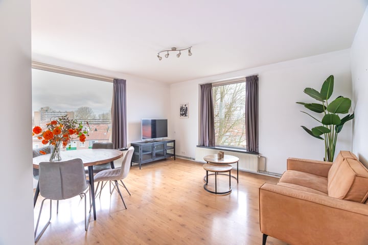 Haagbeuklaan 66 in Amstelveen foto